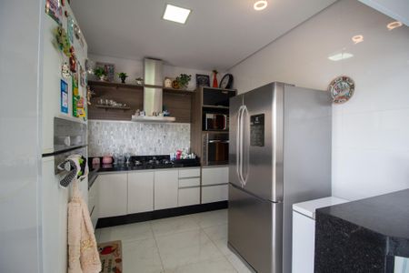 Casa de condomínio para alugar com 327m², 4 quartos e 6 vagas Casa de condomínio para alugar com 327m², 4 quartos e 6 vagasCozinha