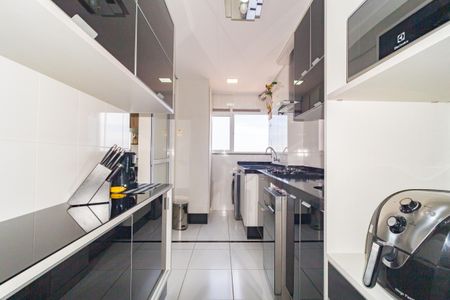 Apartamento à venda com 92m², 2 quartos e 2 vagas Apartamento à venda com 92m², 2 quartos e 2 vagasCozinha