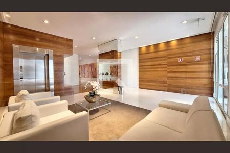 Apartamento à venda com 160m², 3 quartos e 2 vagas Apartamento à venda com 160m², 3 quartos e 2 vagasÁrea comum