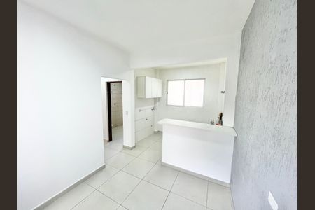 Casa de condomínio para alugar com 50m², 2 quartos e sem vagaSala/Cozinha
