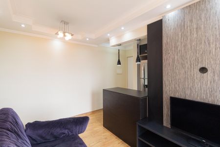 Sala de apartamento para alugar com 2 quartos, 48m² em Santa Maria, Osasco