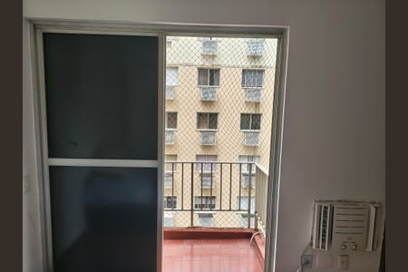 Apartamento à venda com 100m², 2 quartos e 1 vaga