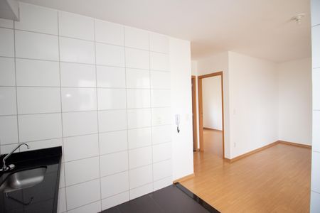 Apartamento para alugar com 48m², 2 quartos e 1 vagaCozinha e Área de Serviço