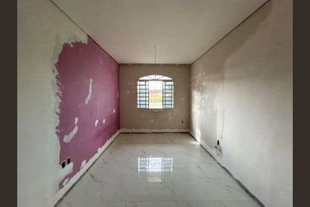 Casa à venda com 3 quartos, 150m² em Etelvina Carneiro, Belo Horizonte