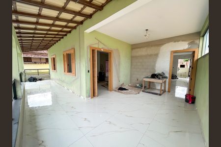 Casa à venda com 150m², 3 quartos e 2 vagas