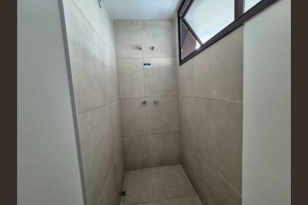 Apartamento à venda com 184m², 3 quartos e 2 vagas1º Banheiro do Quarto 1