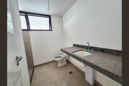 Apartamento à venda com 184m², 3 quartos e 2 vagas1º Banheiro do Quarto 1