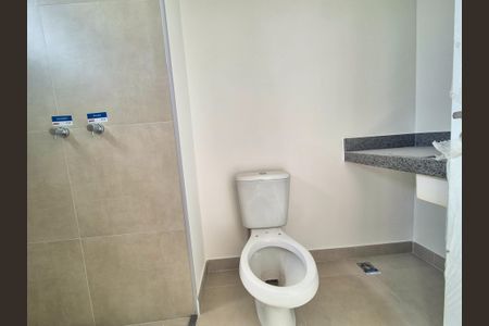 Apartamento à venda com 184m², 3 quartos e 3 vagasBanheiro Quarto 2