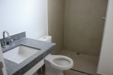 Apartamento à venda com 184m², 3 quartos e 3 vagas1º Banheiro do Quarto 1