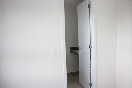 Apartamento à venda com 184m², 3 quartos e 3 vagasQuarto 2
