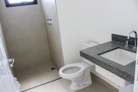 Apartamento à venda com 184m², 3 quartos e 3 vagasBanheiro Quarto 3