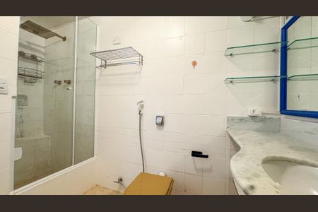 Apartamento para alugar com 76m², 2 quartos e 1 vaga Apartamento para alugar com 76m², 2 quartos e 1 vagaBanheiro