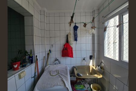 Apartamento à venda com 65m², 2 quartos e 1 vagaÁrea de Serviço