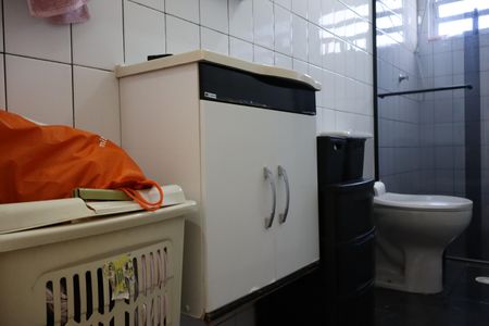 Apartamento à venda com 65m², 2 quartos e 1 vagaBanheiro Social