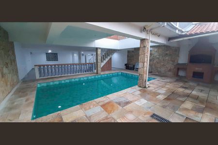 Casa para alugar com 500m², 5 quartos e 6 vagas