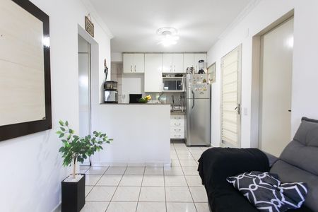 Apartamento à venda com 42m², 2 quartos e 1 vaga Apartamento à venda com 42m², 2 quartos e 1 vagaSala