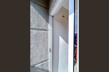 Casa de condomínio à venda com 83m², 3 quartos e 2 vagasVaranda