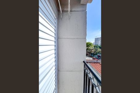 Casa de condomínio à venda com 83m², 3 quartos e 2 vagasVaranda