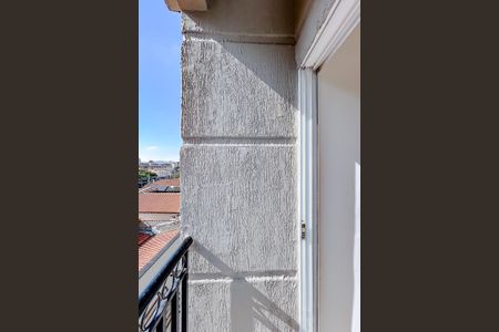 Casa de condomínio à venda com 83m², 3 quartos e 2 vagasVaranda