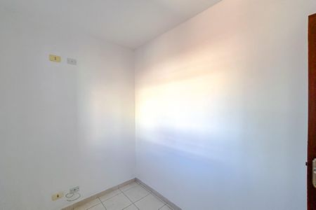 Casa de condomínio à venda com 83m², 3 quartos e 2 vagasQuarto 1