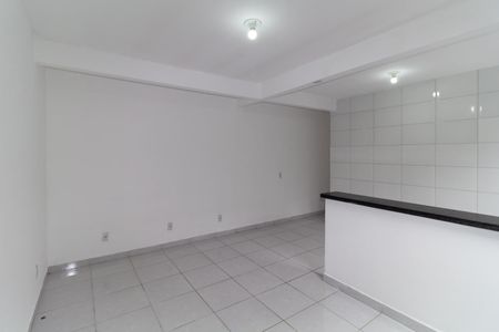 Sala de casa para alugar com 2 quartos, 55m² em Jardim Vera Cruz(zona Leste), São Paulo