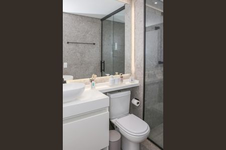 Apartamento à venda com 100m², 2 quartos e 1 vaga Apartamento à venda com 100m², 2 quartos e 1 vagaBanheiro da Suíte 1