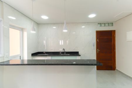 Sala/Cozinha de apartamento para alugar com 2 quartos, 55m² em Quarta Parada, São Paulo