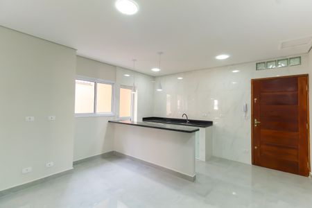Sala/Cozinha de apartamento para alugar com 2 quartos, 55m² em Quarta Parada, São Paulo
