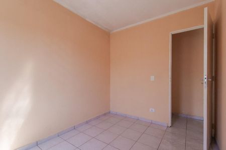 Quarto 2 de apartamento para alugar com 2 quartos, 50m² em Jardim Ipe, Mauá