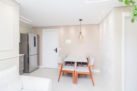 Sala de apartamento para alugar com 2 quartos, 39m² em Cidade Líder, São Paulo