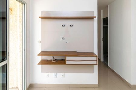 Sala de apartamento para alugar com 2 quartos, 56m² em Vila da Penha, Rio de Janeiro