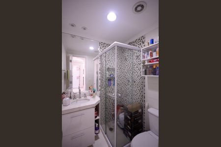 Apartamento à venda com 64m², 3 quartos e 1 vaga Apartamento à venda com 64m², 3 quartos e 1 vagaBanheiro Social