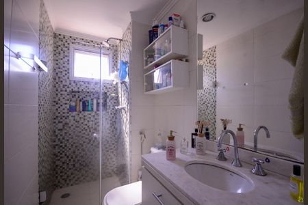 Apartamento à venda com 64m², 3 quartos e 1 vaga Apartamento à venda com 64m², 3 quartos e 1 vagaBanheiro da Suite