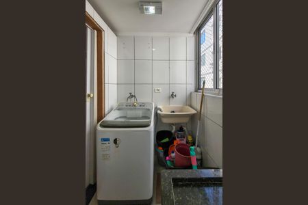 Apartamento para alugar com 64m², 2 quartos e sem vaga Apartamento para alugar com 64m², 2 quartos e sem vagaÁrea de Serviço