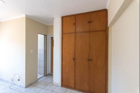 Apartamento à venda com 43m², 1 quarto e sem vaga Apartamento à venda com 43m², 1 quarto e sem vagaSala/Quarto