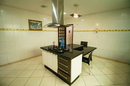 Casa para alugar com 140m², 3 quartos e 2 vagasCozinha