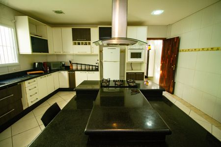 Casa para alugar com 140m², 3 quartos e 2 vagasCozinha