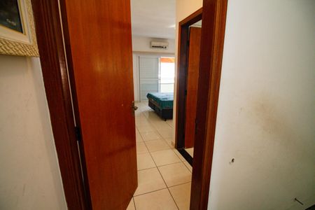 Casa para alugar com 140m², 3 quartos e 2 vagasEscada