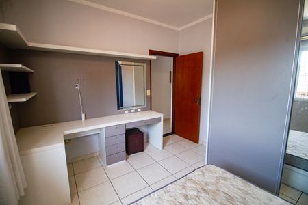 Casa para alugar com 140m², 3 quartos e 2 vagasSuíte 2