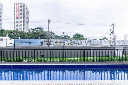 Apartamento para alugar com 35m², 2 quartos e sem vaga Apartamento para alugar com 35m², 2 quartos e sem vagaÁrea comum - Piscina