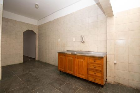 Casa para alugar com 103m², 2 quartos e 2 vagas Casa para alugar com 103m², 2 quartos e 2 vagasCozinha