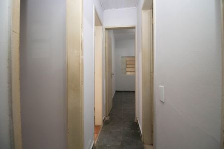 Casa para alugar com 103m², 2 quartos e 2 vagas Casa para alugar com 103m², 2 quartos e 2 vagasCorredor