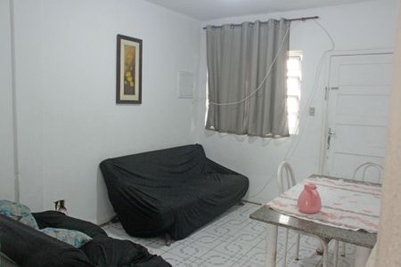 Sala de kitnet/studio para alugar com 1 quarto, 38m² em Gonzaga, Santos