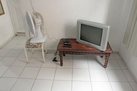 Quarto  de kitnet/studio para alugar com 1 quarto, 38m² em Gonzaga, Santos