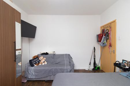 Sala/Quarto de apartamento à venda com 1 quarto, 40m² em Rio Branco, Porto Alegre