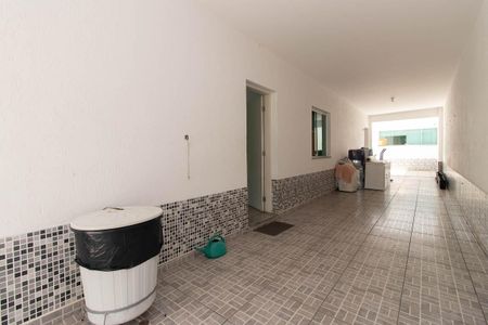Casa para alugar com 206m², 4 quartos e 5 vagas Casa para alugar com 206m², 4 quartos e 5 vagasGaragem