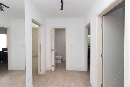 Casa para alugar com 206m², 4 quartos e 5 vagas Casa para alugar com 206m², 4 quartos e 5 vagasHall