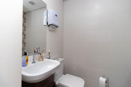 Casa para alugar com 206m², 4 quartos e 5 vagas Casa para alugar com 206m², 4 quartos e 5 vagasLavabo