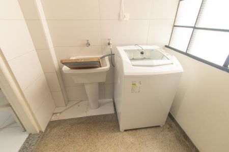 Apartamento para alugar com 178m², 3 quartos e 1 vagaÁrea de Serviço