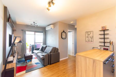 Sala de apartamento à venda com 3 quartos, 80m² em Vila Ema, São Paulo